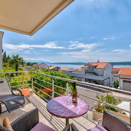 Novoselic Апартаменты