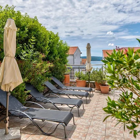 Апартаменты Novoselic *