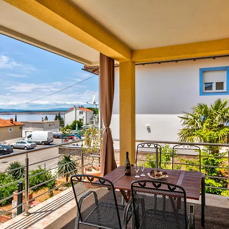 Novoselic Апартаменты Драмаль