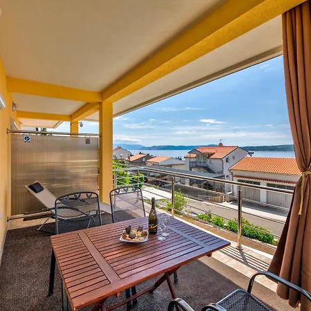 Апартаменты Novoselic