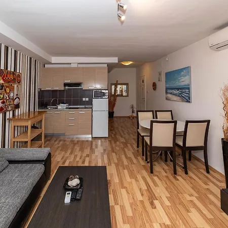 Апартаменты Novoselic Драмаль