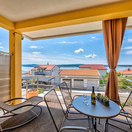 Novoselic Апартаменты Драмаль