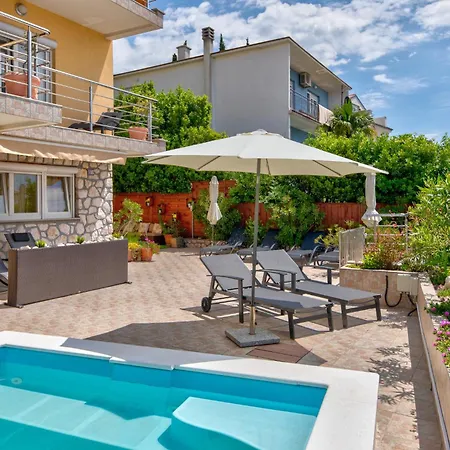 Апартаменты Novoselic